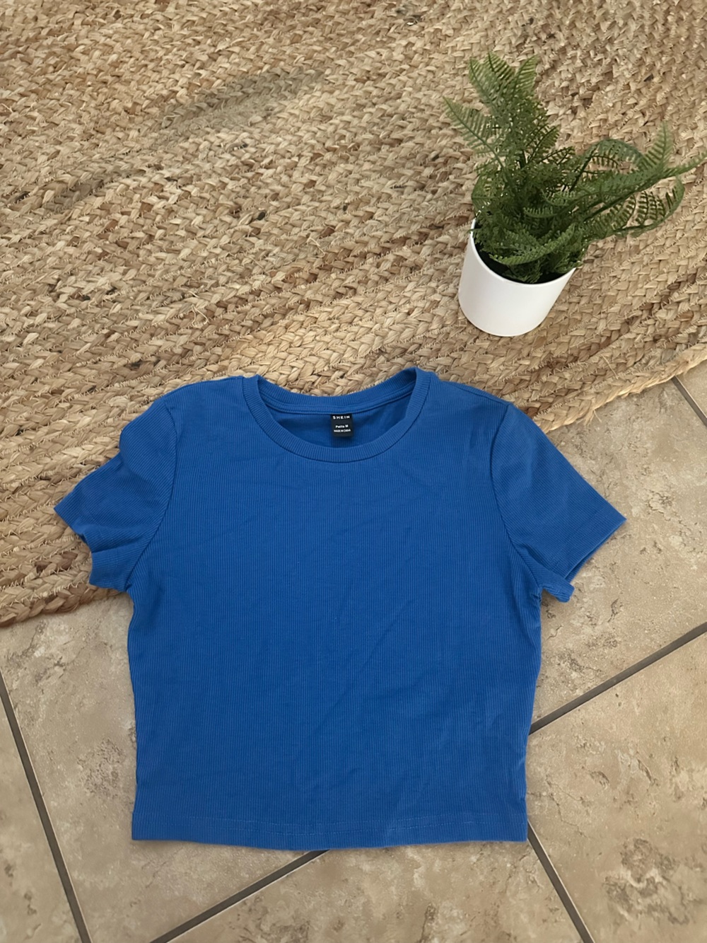 BLUE CROP TOP